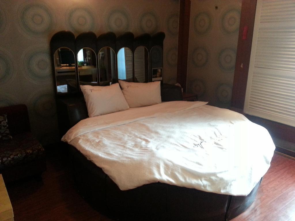 Valentine Hotel Goyang Ngoại thất bức ảnh