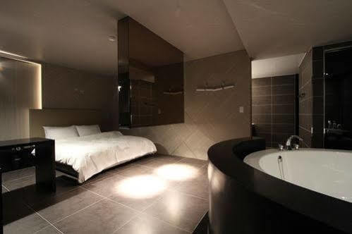 Valentine Hotel Goyang Ngoại thất bức ảnh